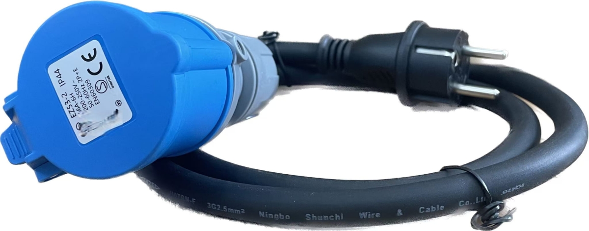 PLATINET EV SCHKO PLUG TO CEE SOCKET EXTENSION 1.5M [46277]