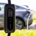 Inteligentna ładowarka (11 kW) EV nowej generacji z ekranem LCD i modułem Tuya